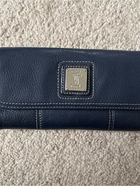 Tignanello Genuine Leather Bi Fold Wallet in Navy Blue